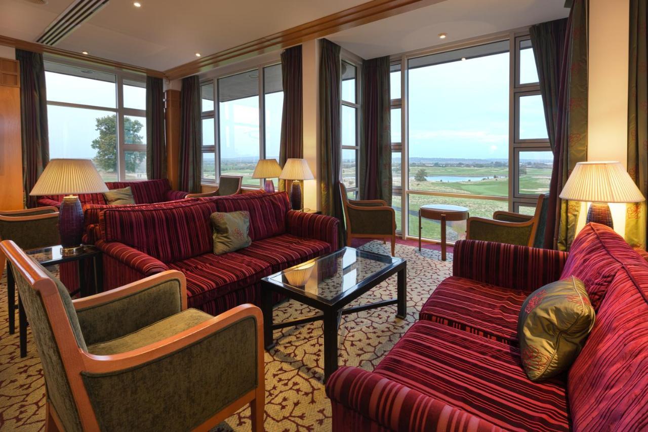 The Oxfordshire Golf & Spa Hotel Thame Extérieur photo