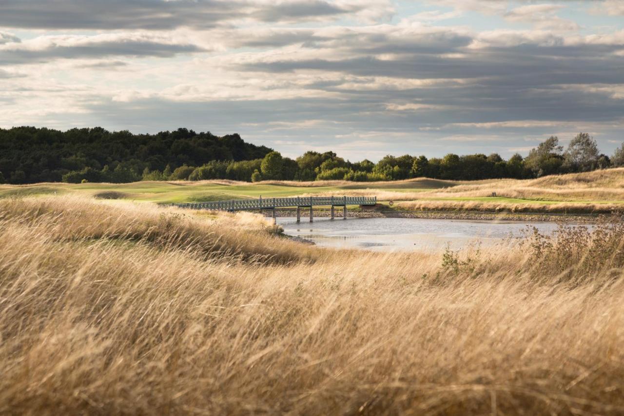 The Oxfordshire Golf & Spa Hotel Thame Extérieur photo
