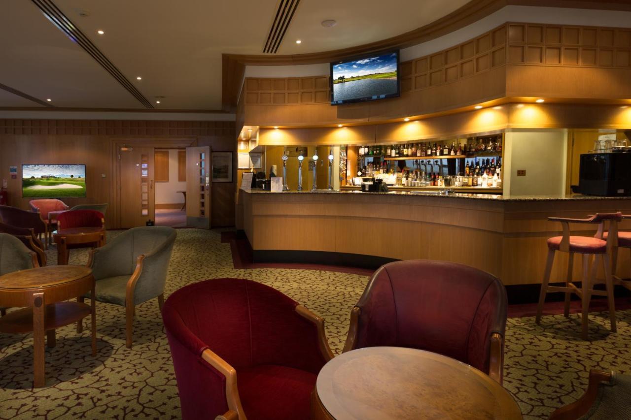 The Oxfordshire Golf & Spa Hotel Thame Extérieur photo